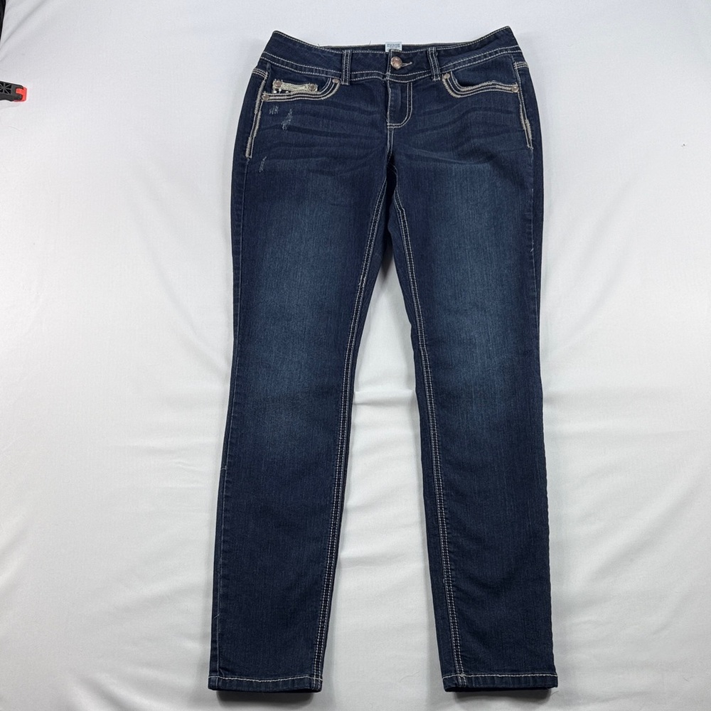 Maurices Skinny Jeans – Dark Wash – Sequin Pocket Detail